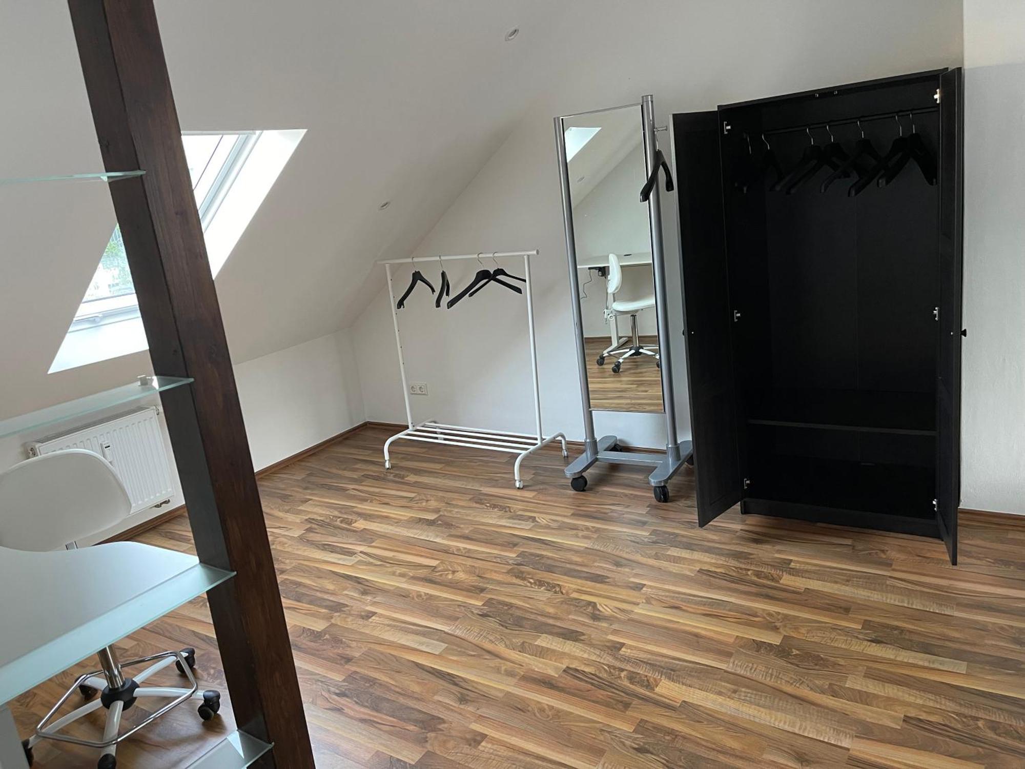Geraeumige 3-Zimmer-Ferienwohnung Im Herzen Von 卡塞尔 外观 照片