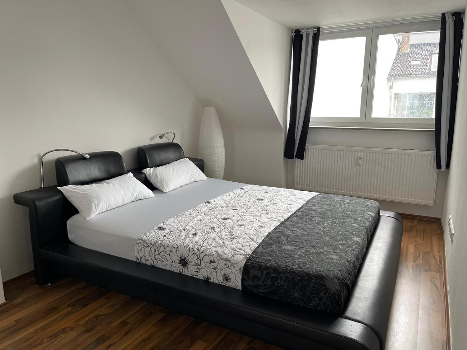 Geraeumige 3-Zimmer-Ferienwohnung Im Herzen Von 卡塞尔 外观 照片