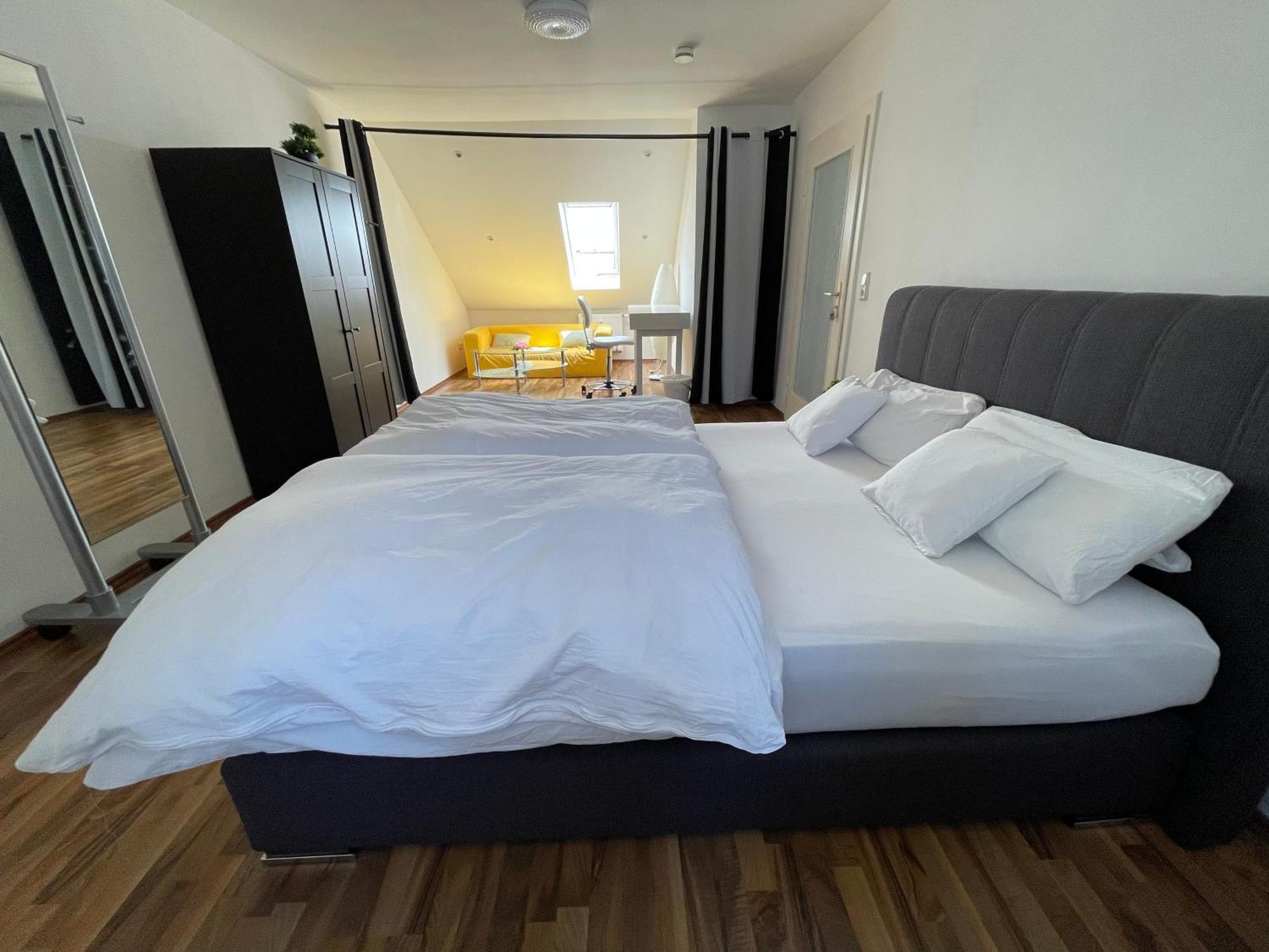 Geraeumige 3-Zimmer-Ferienwohnung Im Herzen Von 卡塞尔 外观 照片