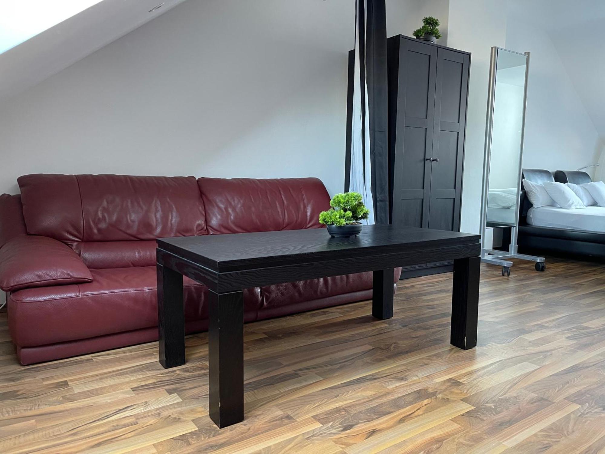 Geraeumige 3-Zimmer-Ferienwohnung Im Herzen Von 卡塞尔 外观 照片